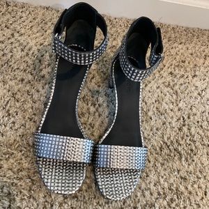 Vince Rita Leather checkered sandals. New&unworn